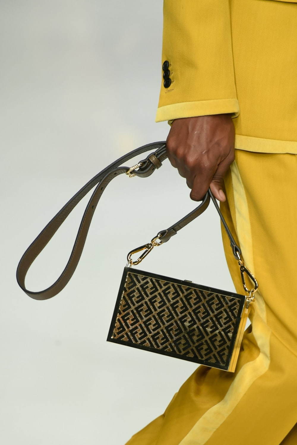 フェンディ(FENDI) 2020-21年秋冬メンズコレクション  - 写真40