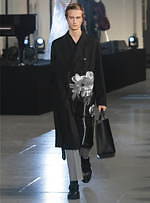 ヴァレンティノ 2020-21年秋冬メンズコレクション - ロマンティシズムを語る新テーラード｜写真1