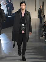 ヴァレンティノ 2020-21年秋冬メンズコレクション - ロマンティシズムを語る新テーラード｜写真20