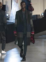 ヴァレンティノ 2020-21年秋冬メンズコレクション - ロマンティシズムを語る新テーラード｜写真50