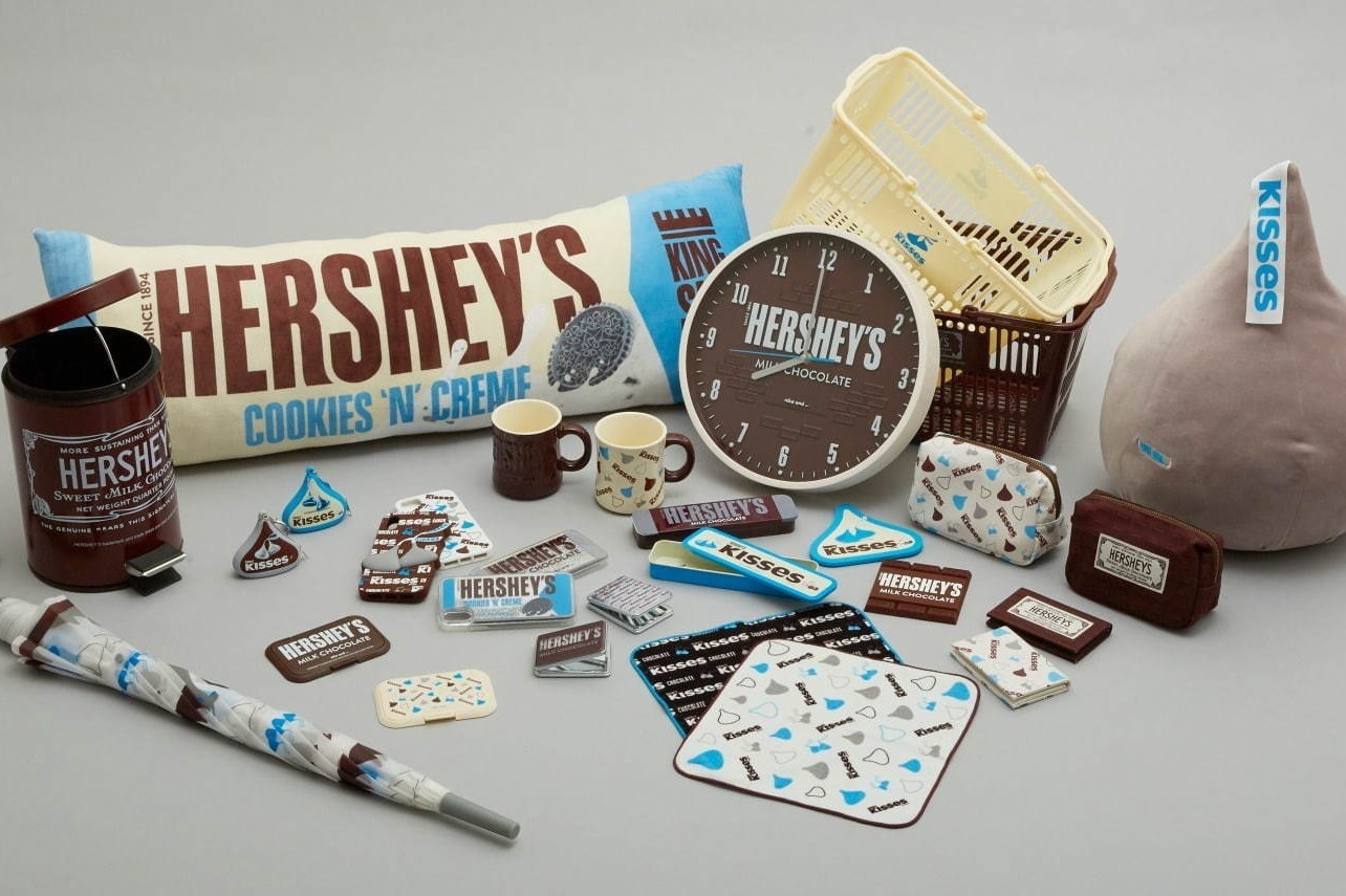 HERSHEY'S　ハーシー　BIGクッション　新品未開封