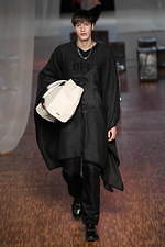 オフ-ホワイト 2020-21年秋冬メンズコレクション - 遊びの仕掛けが満載！ポップテーラード｜写真6