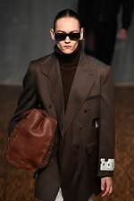 オフ-ホワイト 2020-21年秋冬メンズコレクション - 遊びの仕掛けが満載！ポップテーラード｜写真27