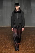 オフ-ホワイト 2020-21年秋冬メンズコレクション - 遊びの仕掛けが満載！ポップテーラード｜写真28