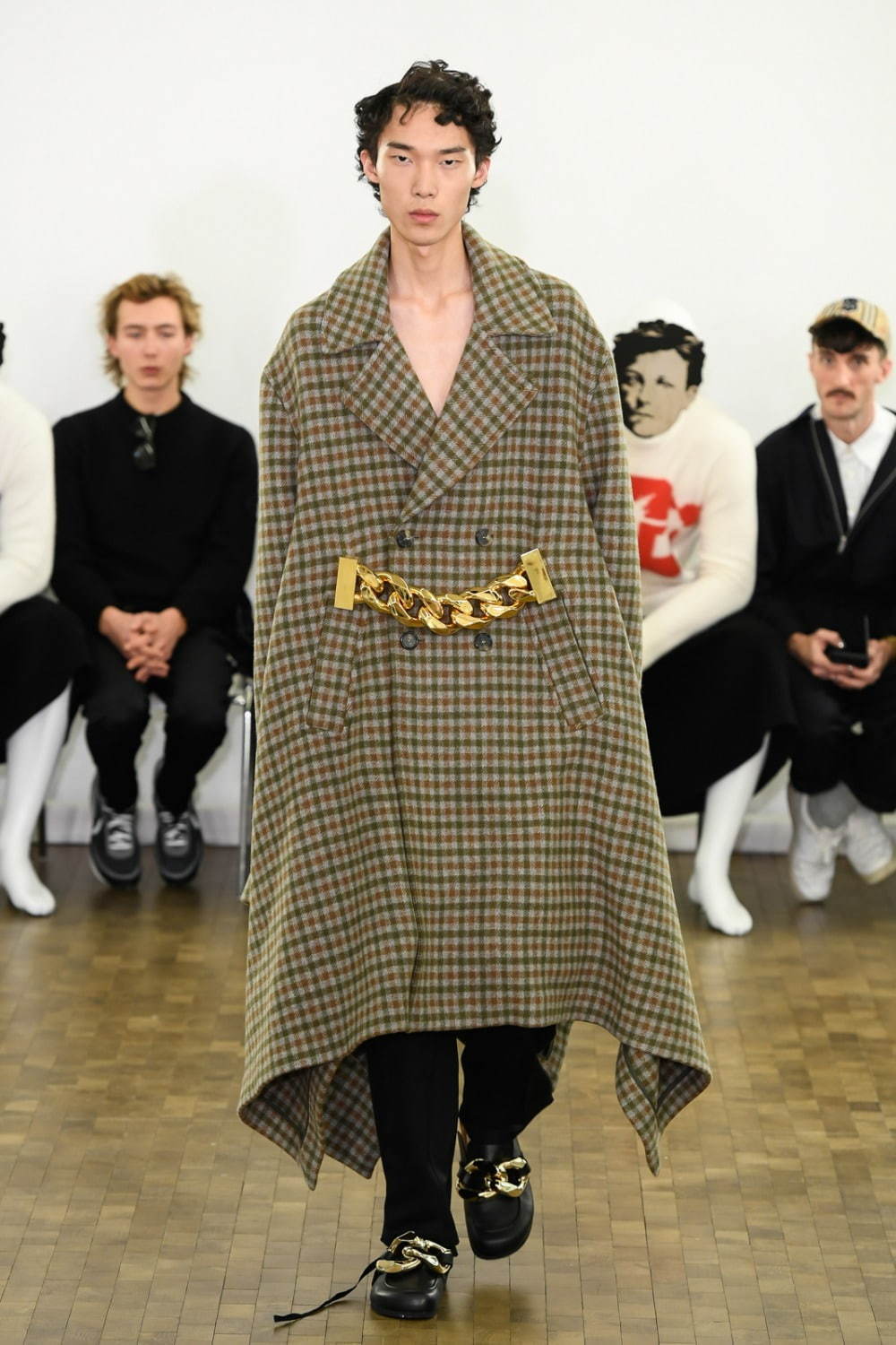 ジェイ ダブリュー アンダーソン(JW Anderson) 2020-21年秋冬メンズコレクション シルエット - 写真4