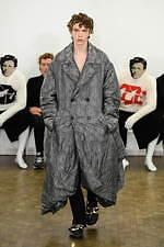 JW アンダーソン 2020年秋冬メンズコレクション - 芸術作品と捉えたファッションの新しい形｜写真14