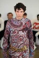 JW アンダーソン 2020年秋冬メンズコレクション - 芸術作品と捉えたファッションの新しい形｜写真17