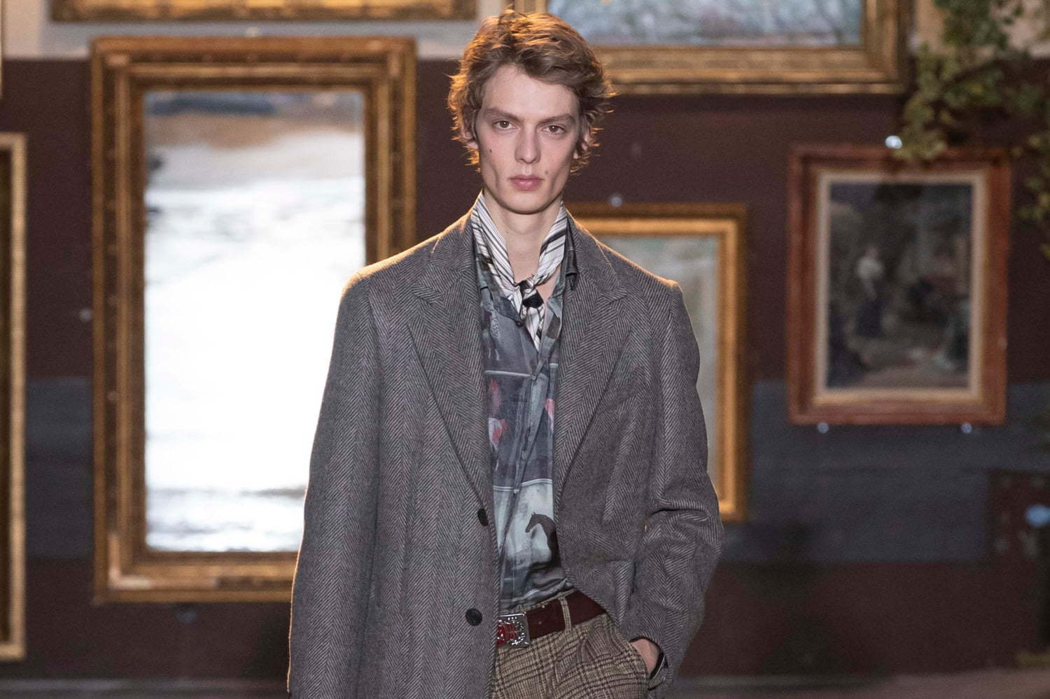 エトロ(ETRO) 2020-21年秋冬メンズコレクション - ファッションプレス エトロ(ETRO) 2020-21年秋冬メンズコレクション - ファッションプレス