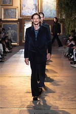 エトロ 2020-21年秋冬メンズコレクション - 古代から現代へロマンチックな橋を繋ぐ｜写真44