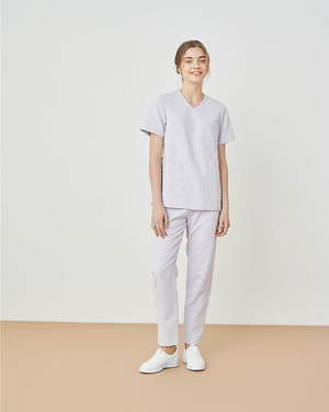 ジェラート ピケ＆クラシコのナース服、プリーツ入りの上品
