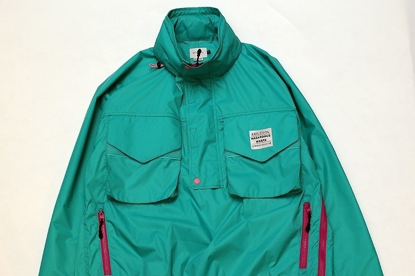 エフィレボル×コモンエデュケーション、セットアップのナイロンアノラック＆パンツなど