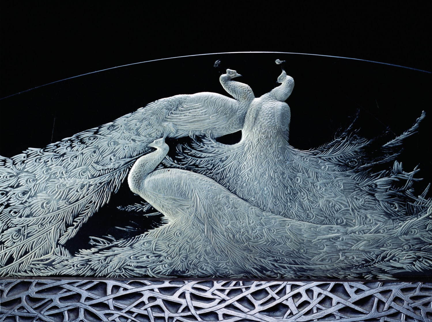 東京都庭園美術館でガラス工芸家「ルネ・ラリック」の展覧会、アール・デコを代表する名品約220点｜写真1
