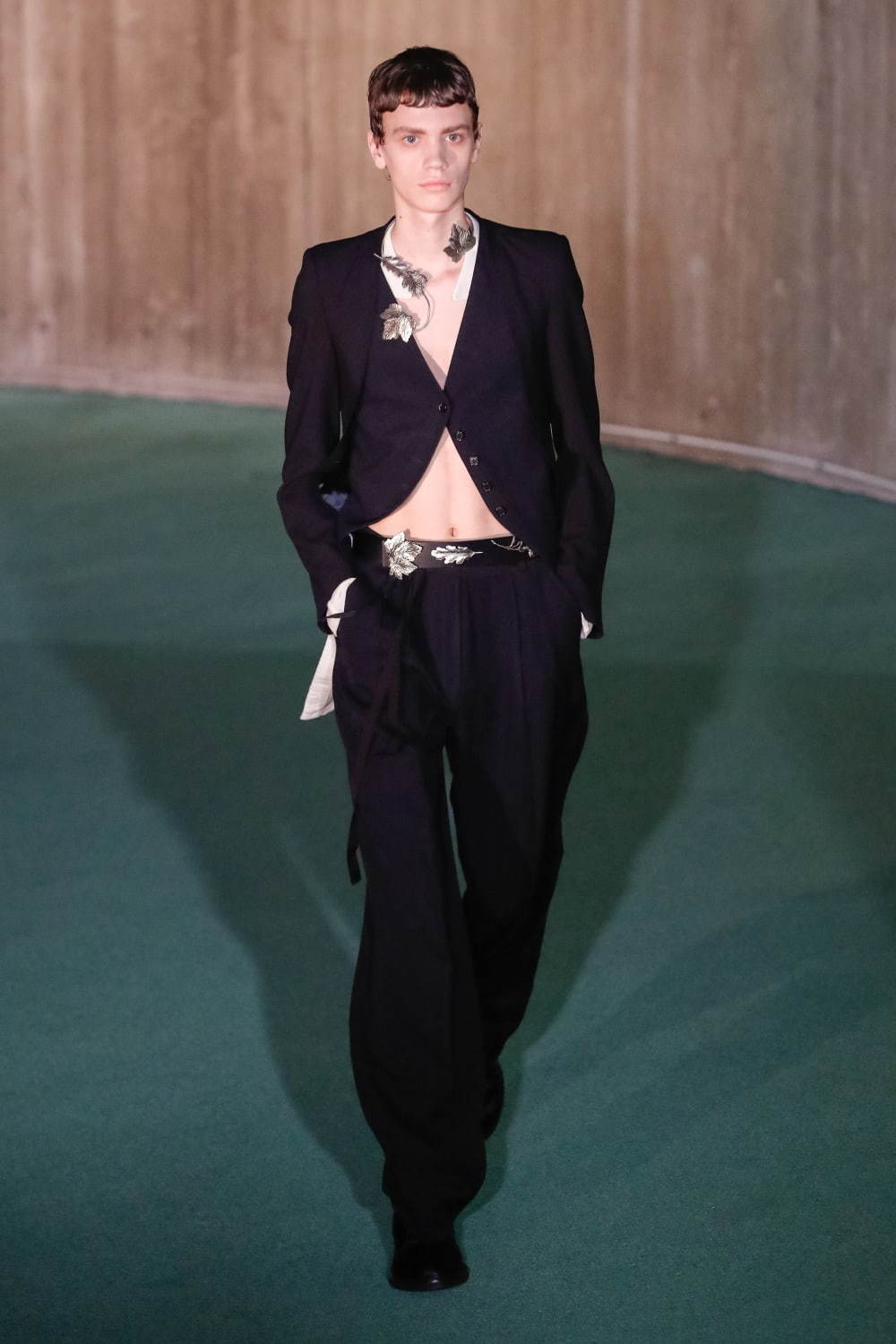 アン ドゥムルメステール(ANN DEMEULEMEESTER) 2020-21年秋冬ウィメンズ&メンズコレクション  - 写真45