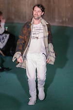 アン ドゥムルメステール 2020年秋冬コレクション - バレエ衣装着想のロマンティックな紳士服｜写真13