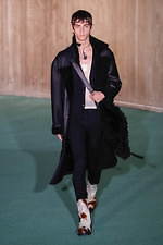 アン ドゥムルメステール 2020年秋冬コレクション - バレエ衣装着想のロマンティックな紳士服｜写真22