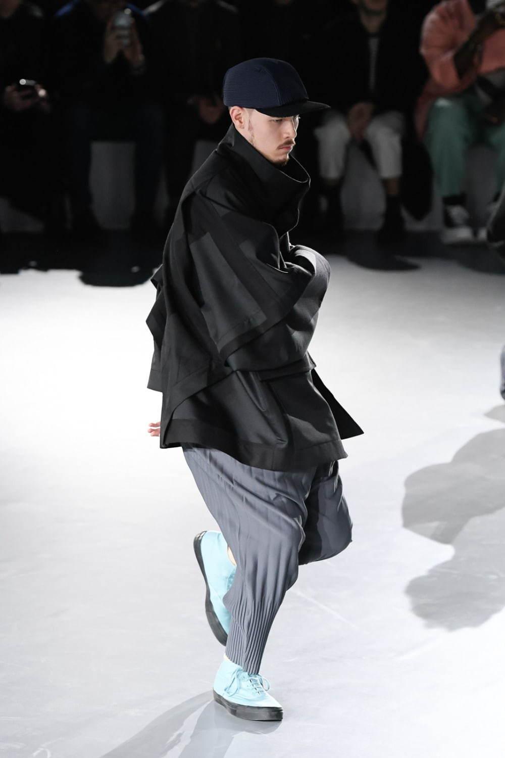 オム プリッセ イッセイ ミヤケ(HOMME PLISSÉ ISSEY MIYAKE) 2020-21年秋冬メンズコレクション  - 写真20