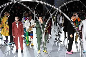 オム プリッセ イッセイ ミヤケ(HOMME PLISSÉ ISSEY MIYAKE) 2020-21年秋冬メンズコレクション  - 写真54