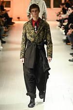 ヨウジヤマモト 2020年秋冬メンズコレクション - スタイルだけじゃない"仕掛け”も楽しむ大人テーラード｜写真11