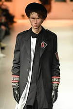 ヨウジヤマモト 2020年秋冬メンズコレクション - スタイルだけじゃない"仕掛け”も楽しむ大人テーラード｜写真81