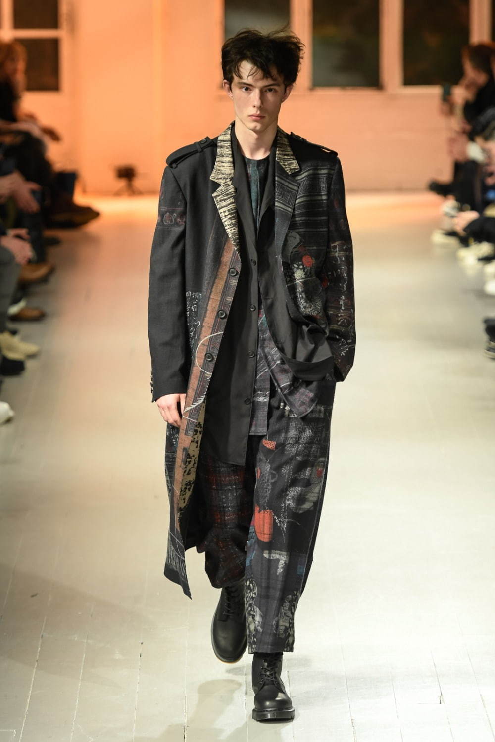 ヨウジヤマモト(Yohji Yamamoto) 2020-21年秋冬メンズコレクション  - 写真35