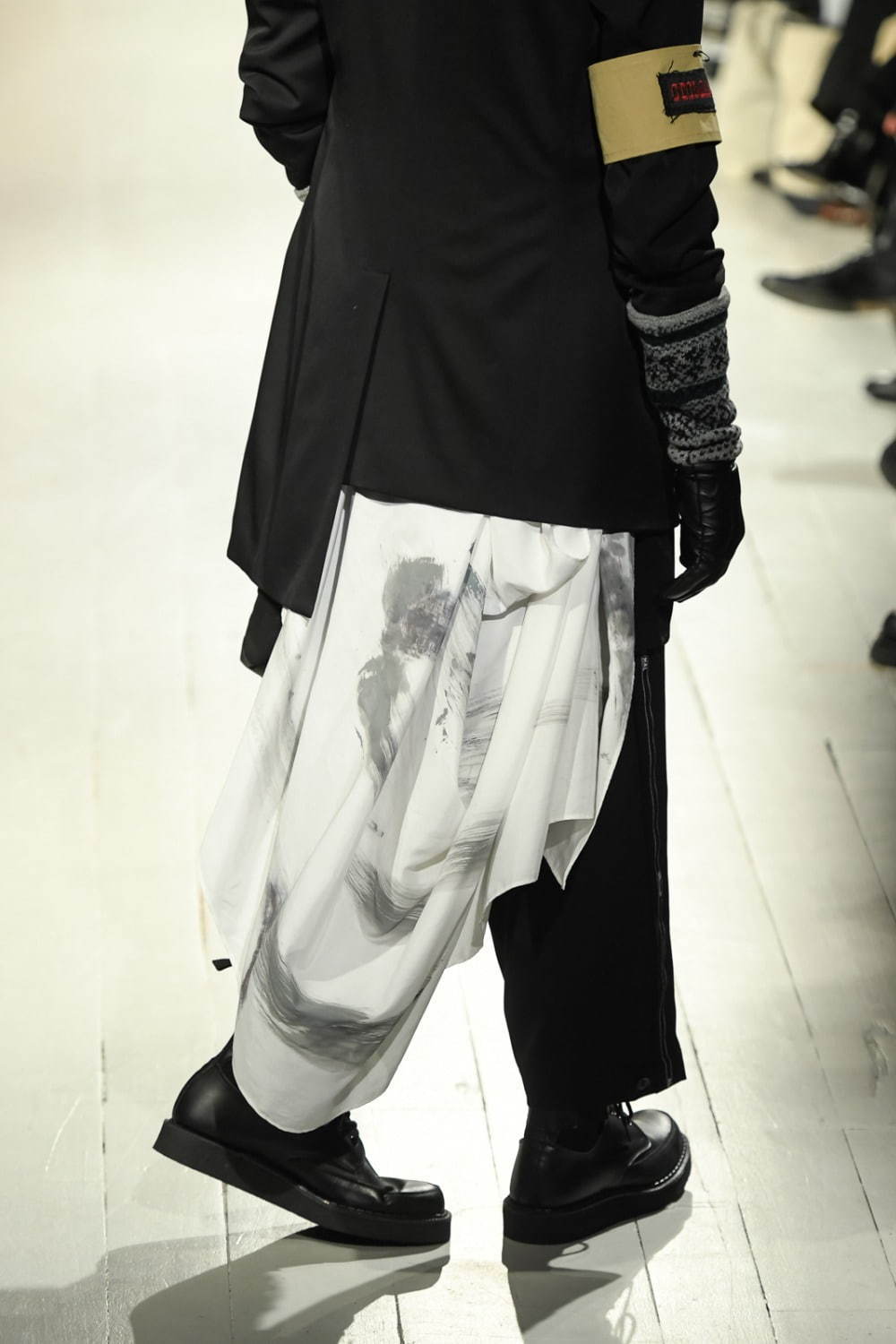 ヨウジヤマモト(Yohji Yamamoto) 2020-21年秋冬メンズコレクション ディテール - 写真39