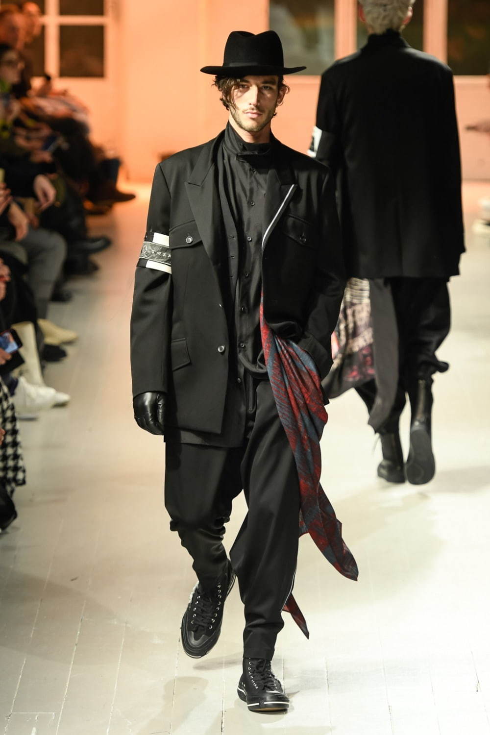 ヨウジヤマモト(Yohji Yamamoto) 2020-21年秋冬メンズコレクション シルエット - 写真36