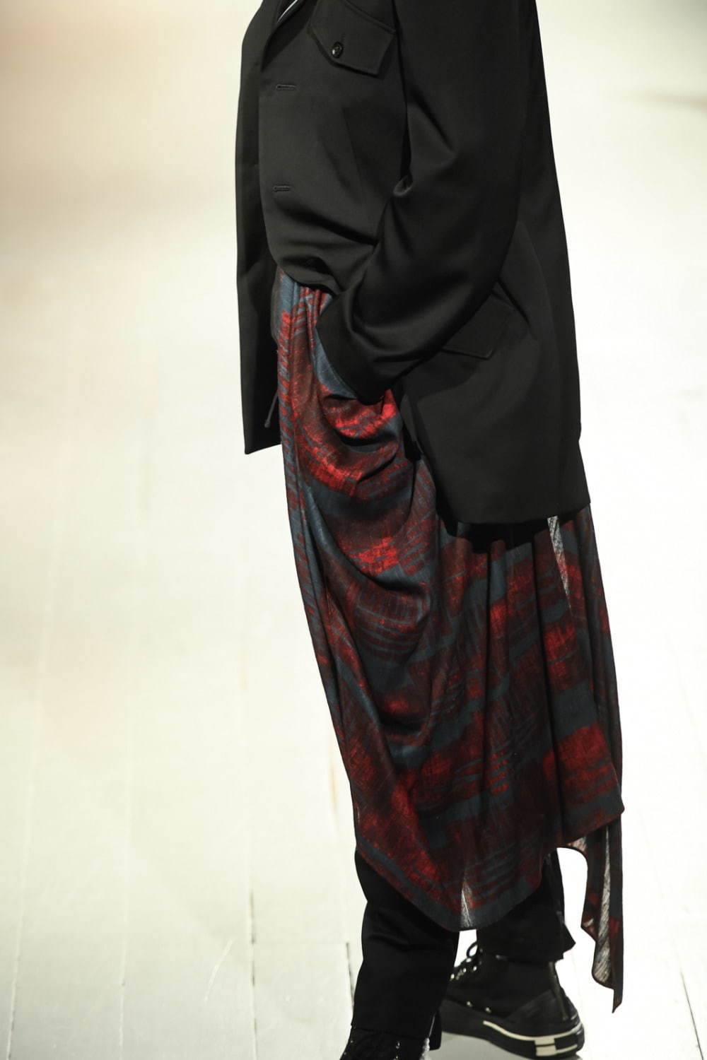 ヨウジヤマモト(Yohji Yamamoto) 2020-21年秋冬メンズコレクション  - 写真77