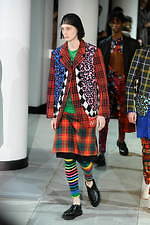 コム・デ・ギャルソン オム プリュス 2020秋冬コレクション - カラフルな色柄が回る万華鏡の世界｜写真3