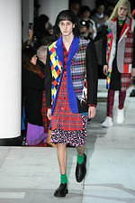 コム・デ・ギャルソン オム プリュス 2020秋冬コレクション - カラフルな色柄が回る万華鏡の世界｜写真6