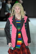 コム・デ・ギャルソン オム プリュス 2020秋冬コレクション - カラフルな色柄が回る万華鏡の世界｜写真11