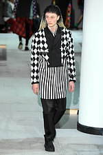 コム・デ・ギャルソン オム プリュス 2020秋冬コレクション - カラフルな色柄が回る万華鏡の世界｜写真15