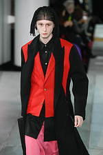 コム・デ・ギャルソン オム プリュス 2020秋冬コレクション - カラフルな色柄が回る万華鏡の世界｜写真29