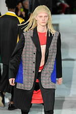 コム・デ・ギャルソン オム プリュス 2020秋冬コレクション - カラフルな色柄が回る万華鏡の世界｜写真43