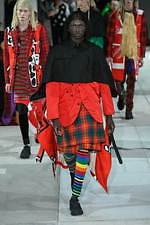 コム・デ・ギャルソン オム プリュス 2020秋冬コレクション - カラフルな色柄が回る万華鏡の世界｜写真49