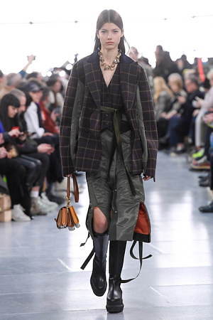 sacai 2020年プレフォールコレクション - パンツスーツから