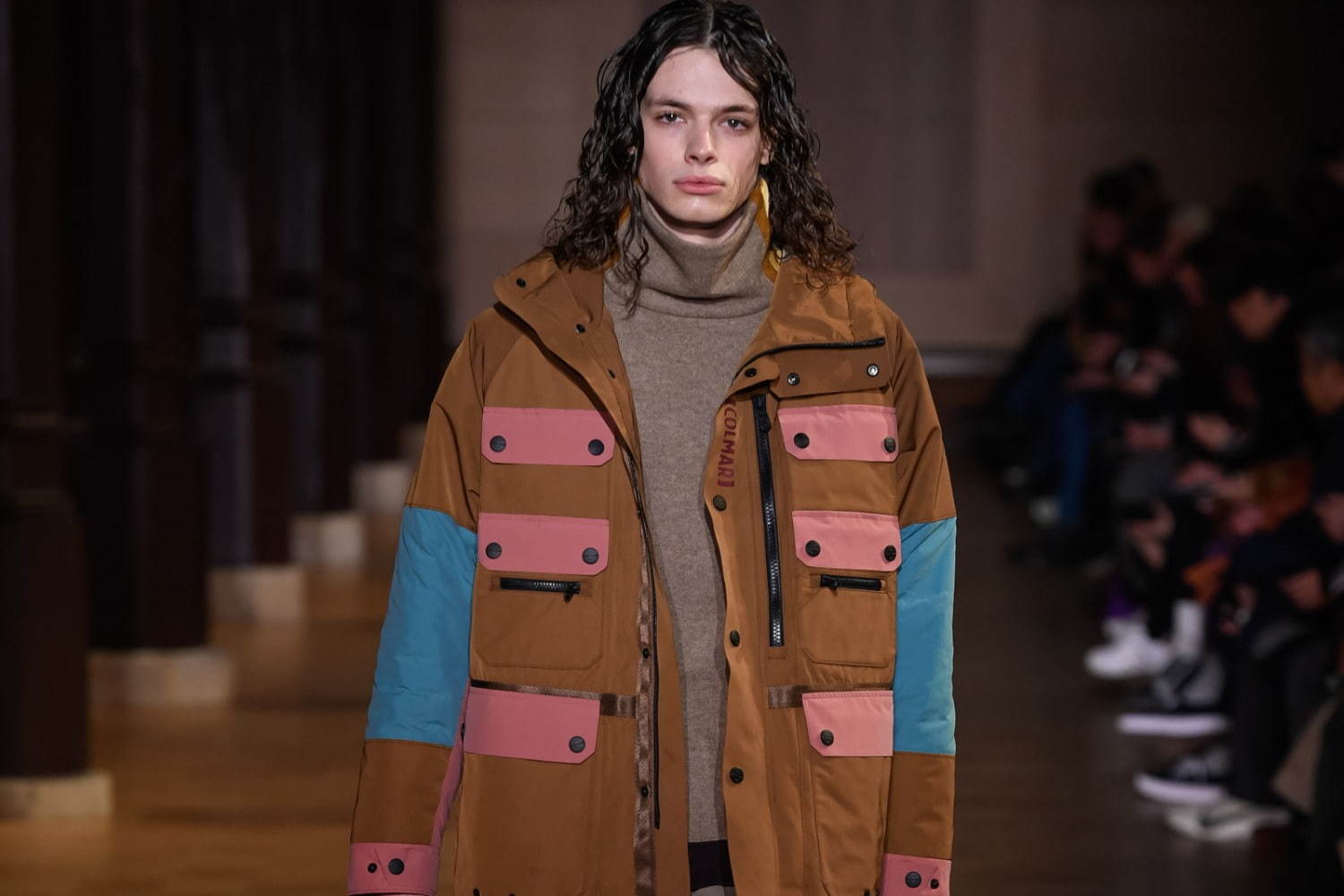 ホワイトマウンテニアリング 2020-21年秋冬コレクション - 季節の移り変わりを告げる山の落ち葉