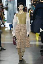 ランバン 2020-21年秋冬コレクション - 変化を好む冬の海｜写真8