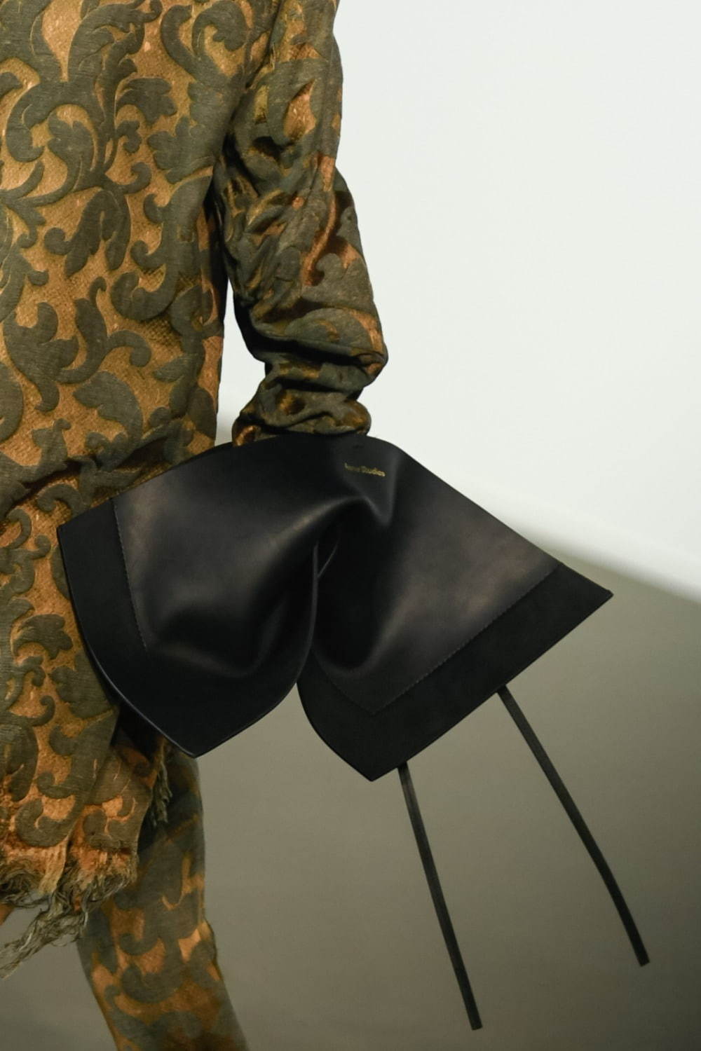 アクネ ストゥディオズ(Acne Studios) 2020-21年秋冬ウィメンズコレクション  - 写真6