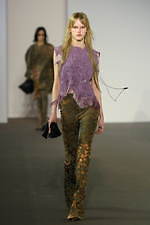 アクネ ストゥディオズ 2020年秋冬ウィメンズコレクション - 心地よい違和感が繋げる印象深さ｜写真4