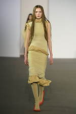 アクネ ストゥディオズ 2020年秋冬ウィメンズコレクション - 心地よい違和感が繋げる印象深さ｜写真30