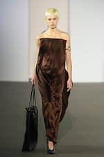 アクネ ストゥディオズ 2020年秋冬ウィメンズコレクション - 心地よい違和感が繋げる印象深さ｜写真44