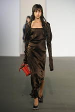 アクネ ストゥディオズ 2020年秋冬ウィメンズコレクション - 心地よい違和感が繋げる印象深さ｜写真62