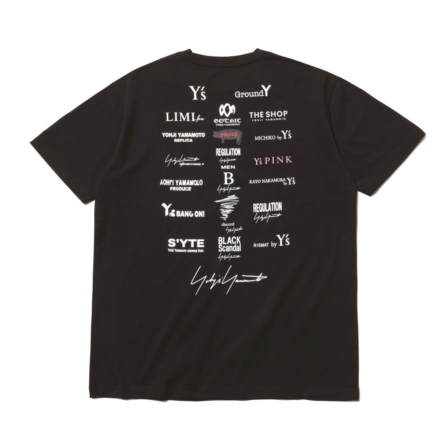 〈ヨウジヤマモト×ニューエラ〉ヨウジヤマモト社ブランド・ラインのロゴを配したキャップやTシャツ
