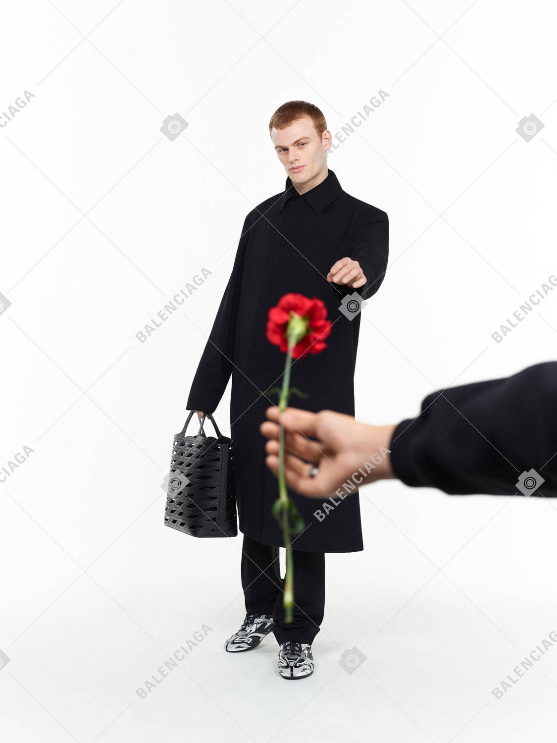 バレンシアガ(BALENCIAGA) 2020年秋ウィメンズ&メンズコレクション シルエット - 写真7