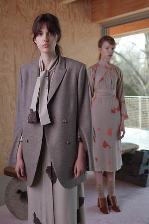 ネヘラ(NEHERA) 2020年プレフォールウィメンズコレクション  - 写真4