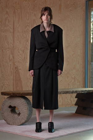 ネヘラ(NEHERA) 2020年プレフォールウィメンズコレクション  - 写真12