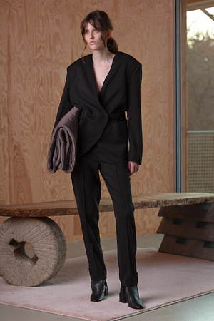 ネヘラ(NEHERA) 2020年プレフォールウィメンズコレクション  - 写真24