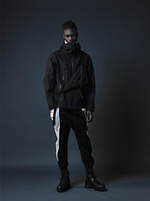 ザ ヴィリディアン 2020年秋冬コレクション -“静寂の黒”に見る洗練のカケラ｜写真23