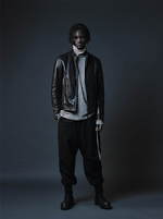 ザ ヴィリディアン 2020年秋冬コレクション -“静寂の黒”に見る洗練のカケラ｜写真31