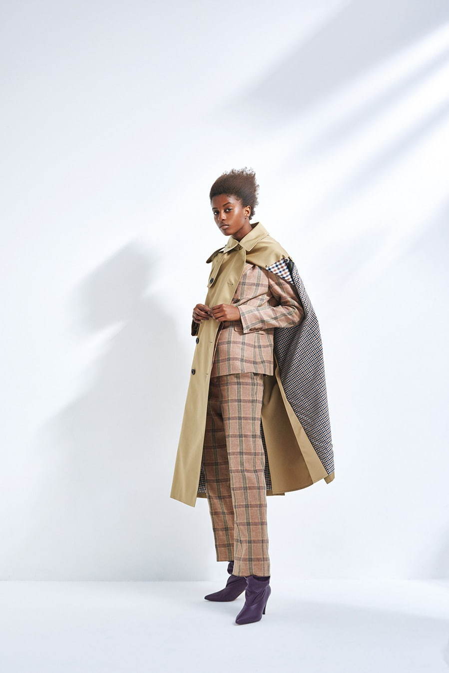 アクアスキュータム ホワイトレーベル 2020年春夏｜ トレンチコート